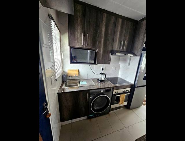 2 BEDROOM APARTMENT FOR SALE IN FLEURHOF